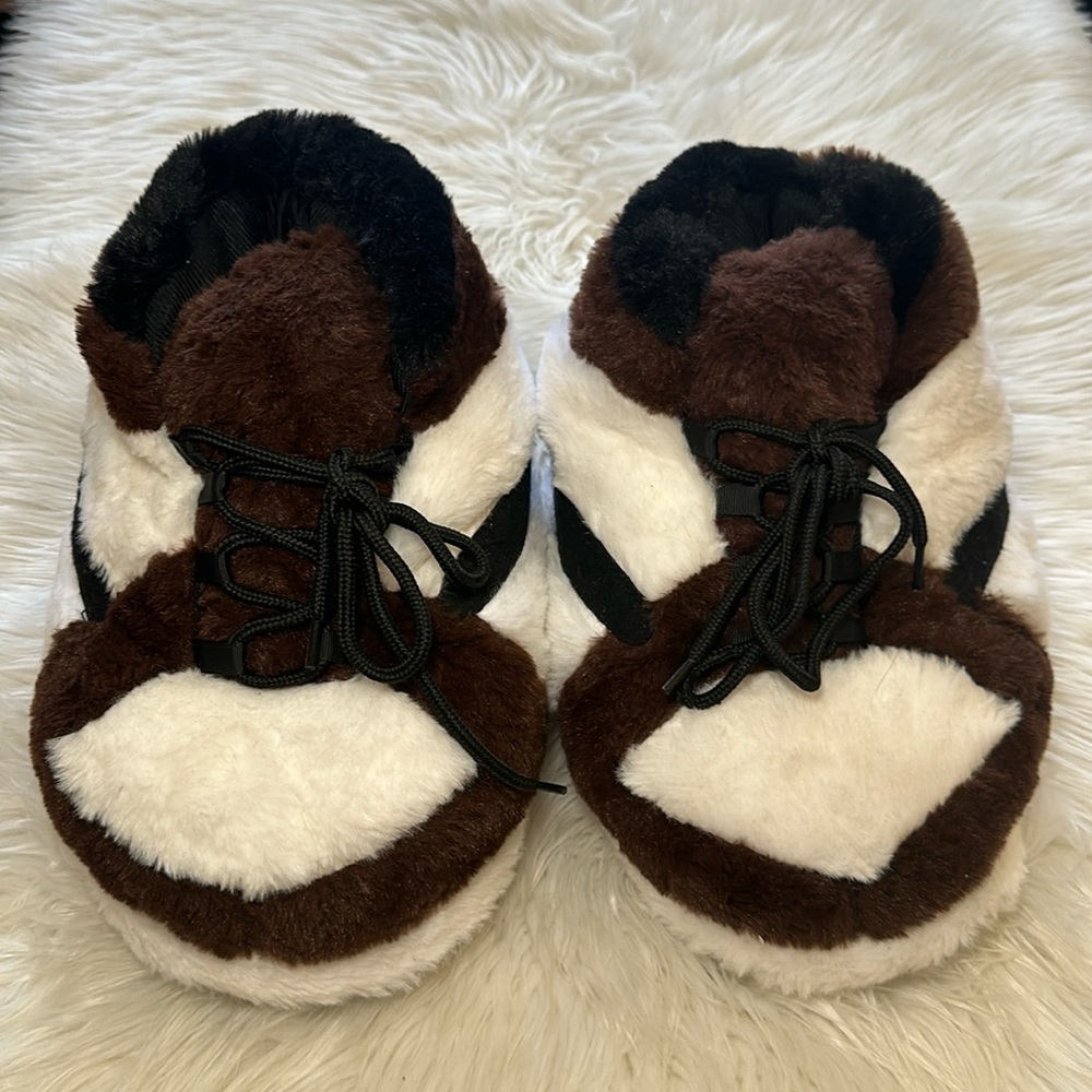 COMFY COZY WARM Air Jordan 1’s POUFY Slippers